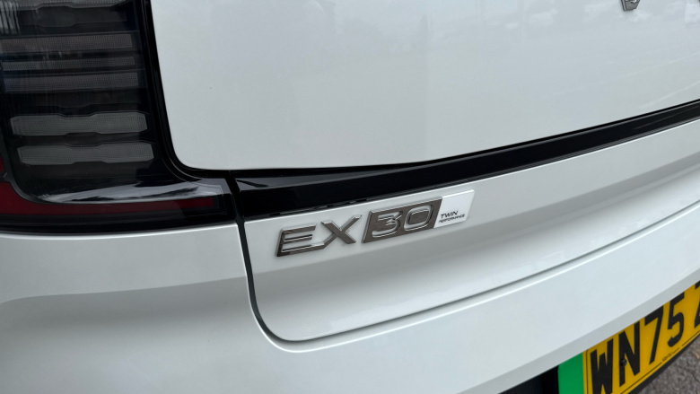 Volvo EX30 315kW Twin Motor Performance Plus 69kWh 5dr Auto Electric Estate